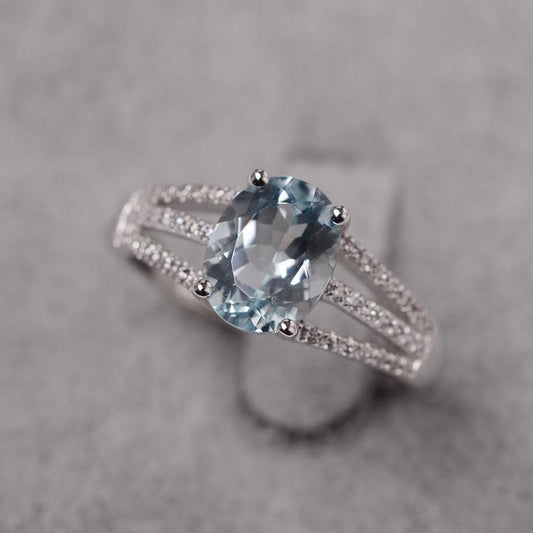 1.75 Ct Oval Cut Aquamarine & White CZ March Birthstone Ring In 925 Sterling Silver