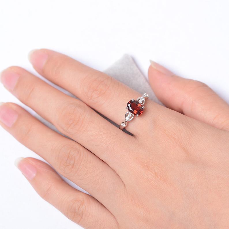 1.25 Ct Oval Cut Red Garnet Infinity Shank Promise Gift Ring In 925 Sterling Silver