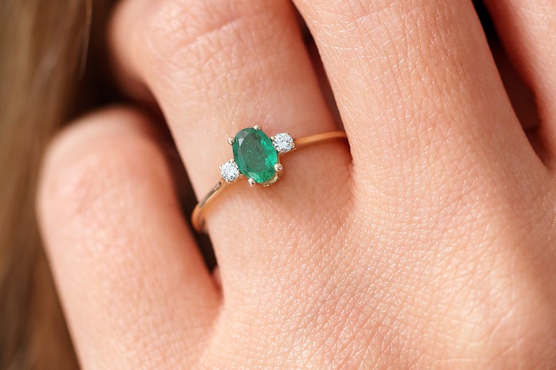 1 CT Oval Cut Green Emerald  Diamond Rose Gold Over On 925 Sterling Silver Three Stone Promise Ring