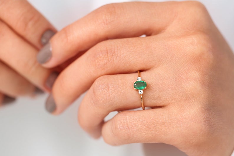 1 CT Oval Cut Green Emerald  Diamond Rose Gold Over On 925 Sterling Silver Three Stone Promise Ring