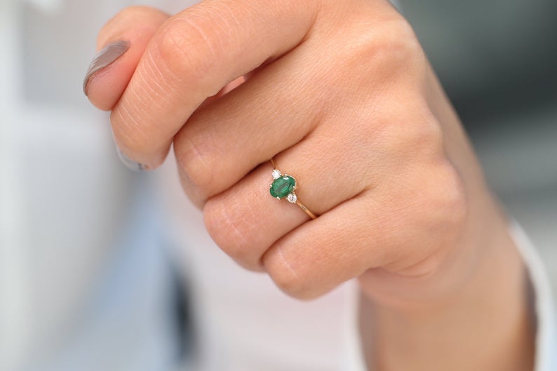 1 CT Oval Cut Green Emerald  Diamond Rose Gold Over On 925 Sterling Silver Three Stone Promise Ring