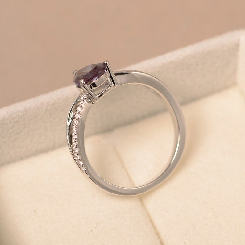 1.20 Ct Pear Cut Alexandrite 925 Sterling Silver Split Shank Solitaire Engagement Ring