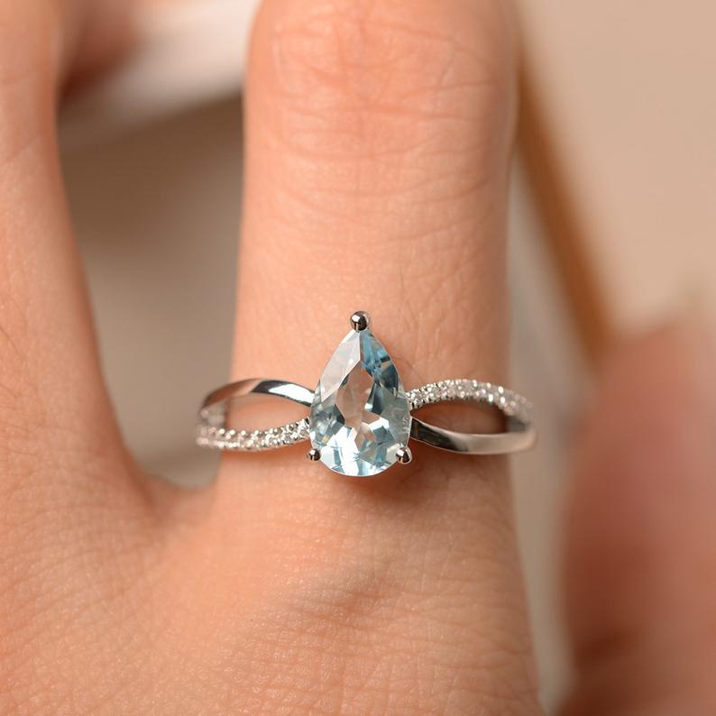 1.25 Ct Pear Cut Aquamarine 925 Sterling Silver Split Shank Engagement Ring
