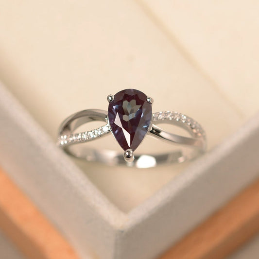 1.20 Ct Pear Cut Alexandrite 925 Sterling Silver Split Shank Solitaire Engagement Ring
