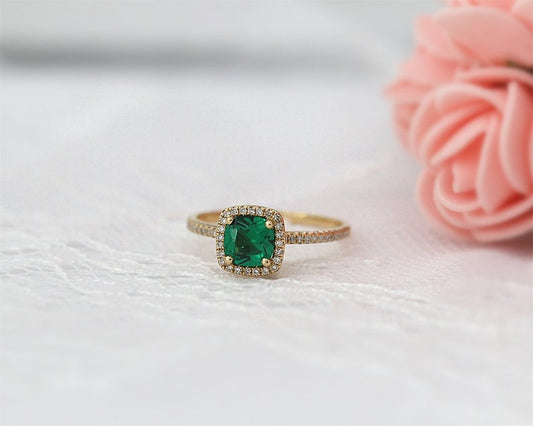 1 CT Cushion Cut Green Emerald Diamond 925 Sterling Silver Halo Engagement Ring