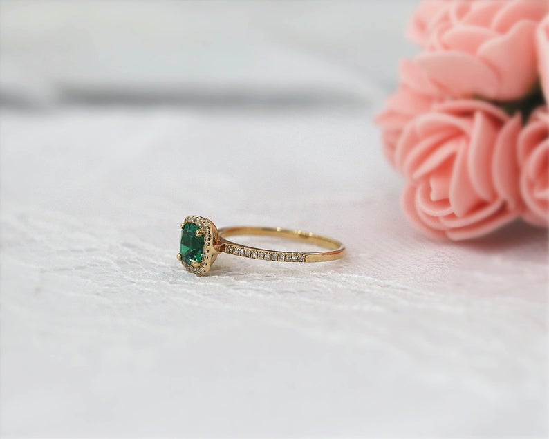 1 CT Cushion Cut Green Emerald Diamond 925 Sterling Silver Halo Engagement Ring