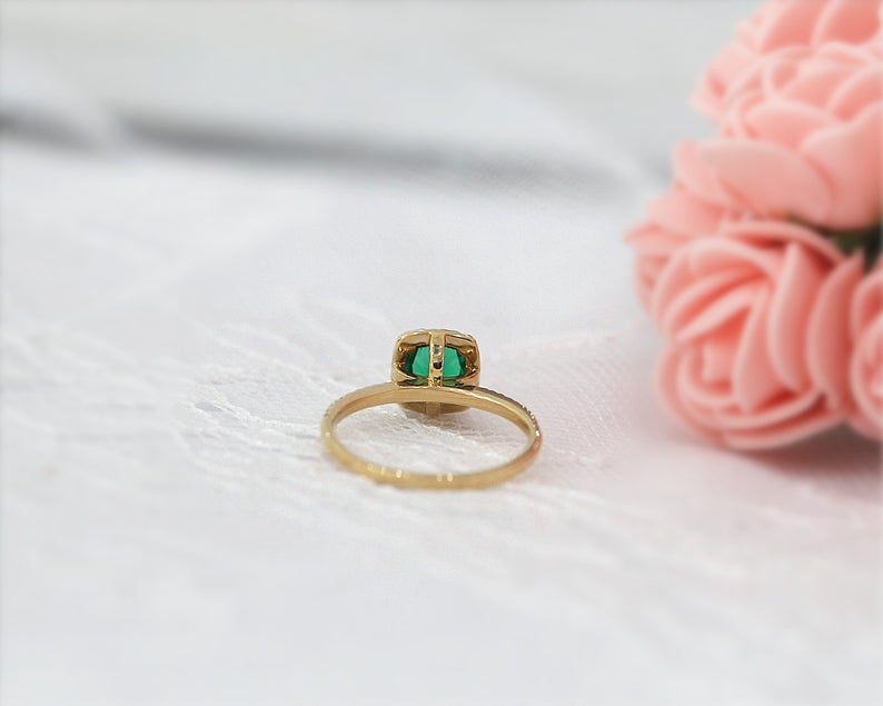 1 CT Cushion Cut Green Emerald Diamond 925 Sterling Silver Halo Engagement Ring