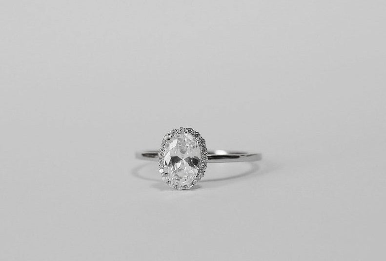 1.50 Ct Oval Cut White Diamond Simple Halo Promise Gift Ring In 925 Sterling Silver