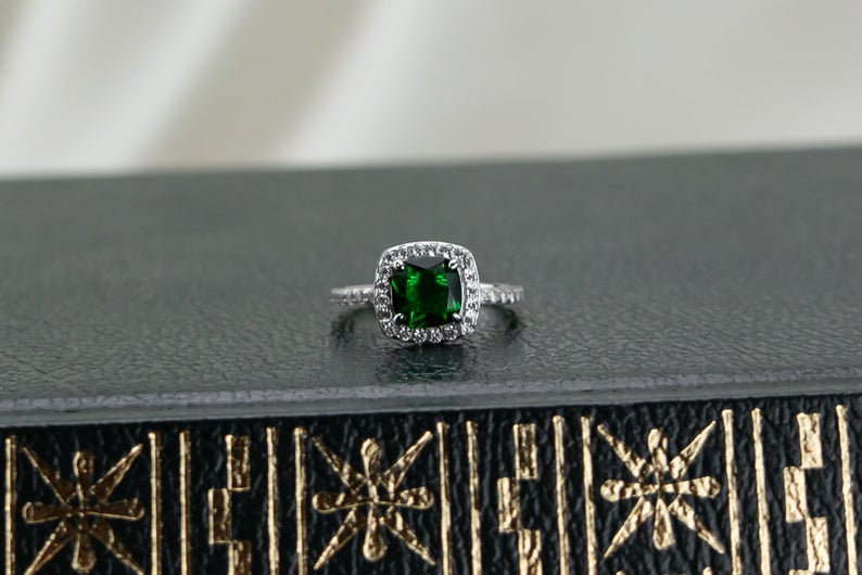 1CT Cushion Cut Emerald Diamond White Gold Over On 925 Sterling Silver Halo Engagement Ring