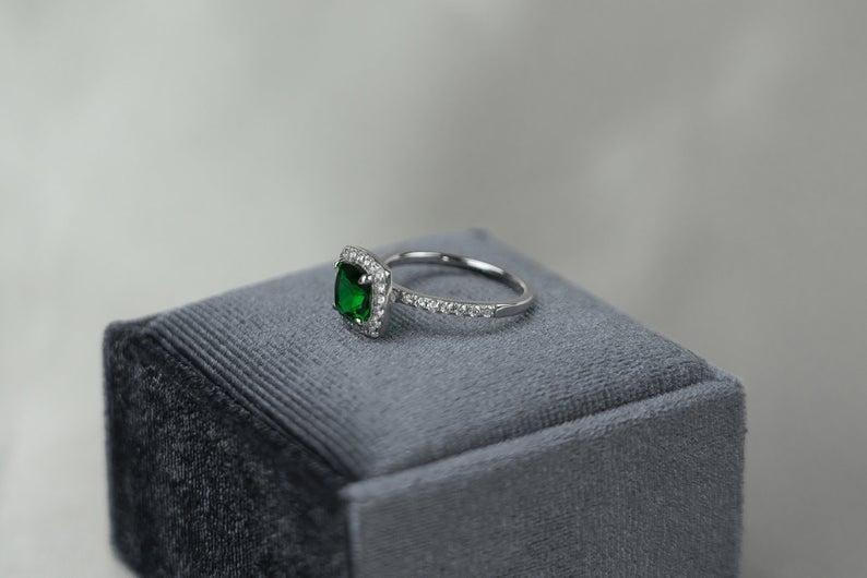 1CT Cushion Cut Emerald Diamond White Gold Over On 925 Sterling Silver Halo Engagement Ring