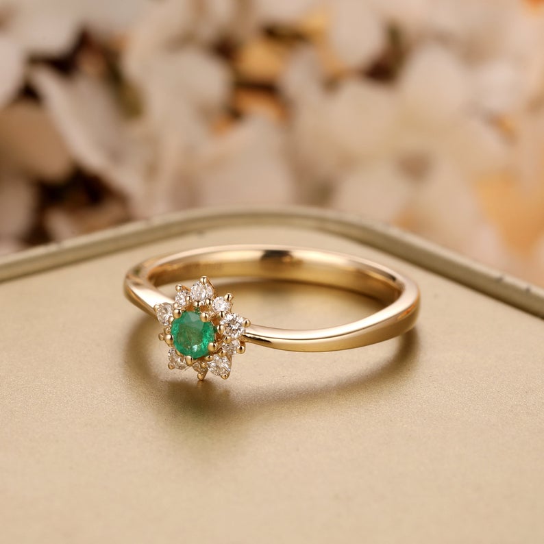 1 CT Round Cut Green Emerald Diamond Yellow Gold Ove On 925 Sterling Silver Halo Engagement Ring