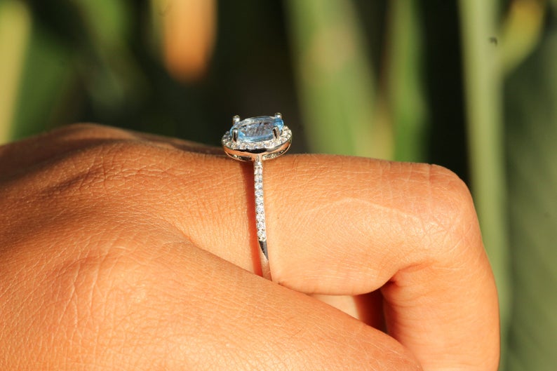 2 CT Oval Cut Aquamarine Diamond 925 Sterling Sliver Anniversary Halo Ring