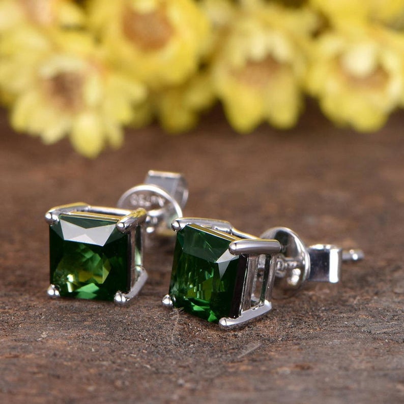 2.00 Ct Princess Cut Green Emerald Solitaire Push Back Stud Earrings In 925 Sterling Silver