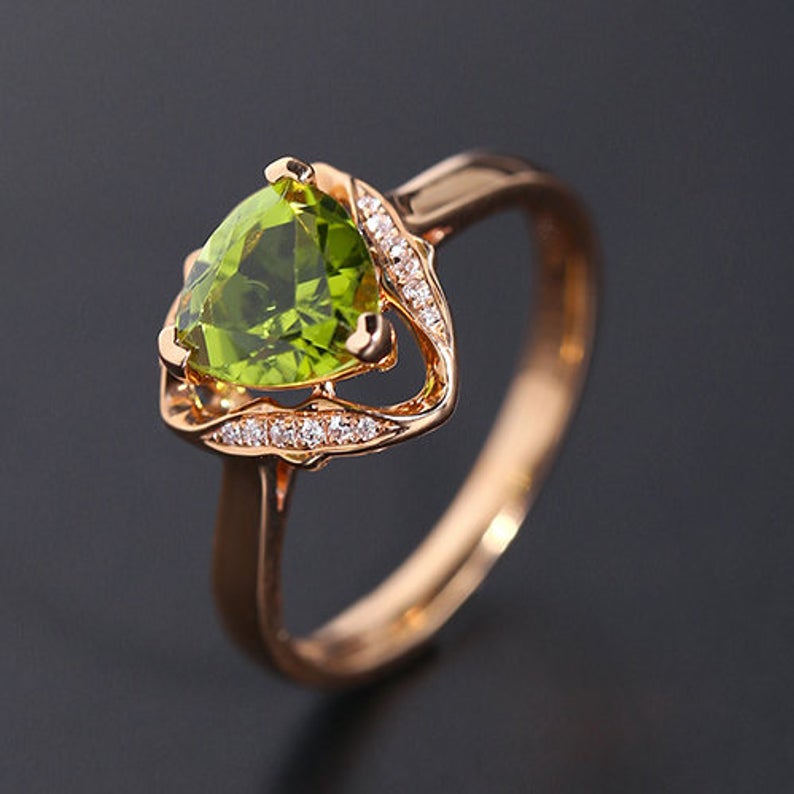 1 CT Trillion Cut Peridot Diamond 925 Sterling Silver Solitaire Engagement Ring