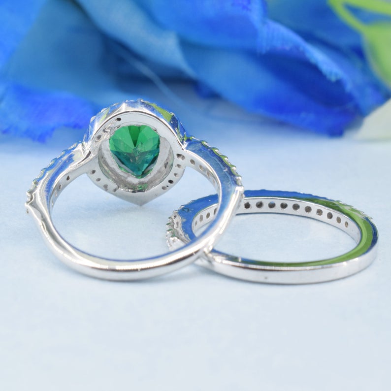 2 CT Pear Cut Green Emerald Diamond 925 Sterling Silver Halo Womens Bridal Set Gift Ring