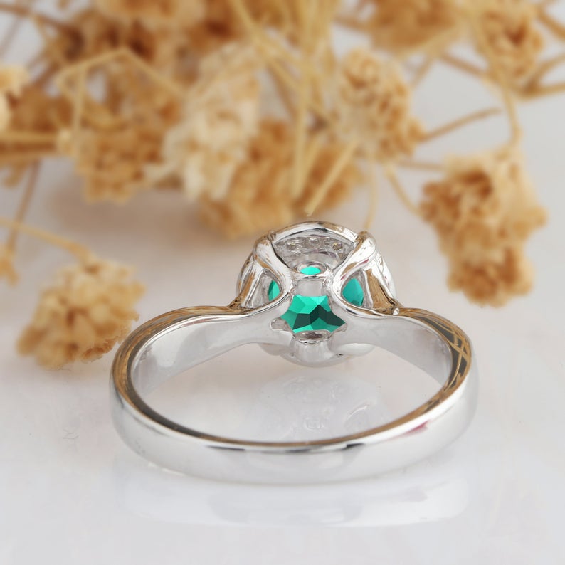 1.75 Ct Round Cut Green Emerald & White CZ Halo Engagement Ring In 925 Sterling Silver