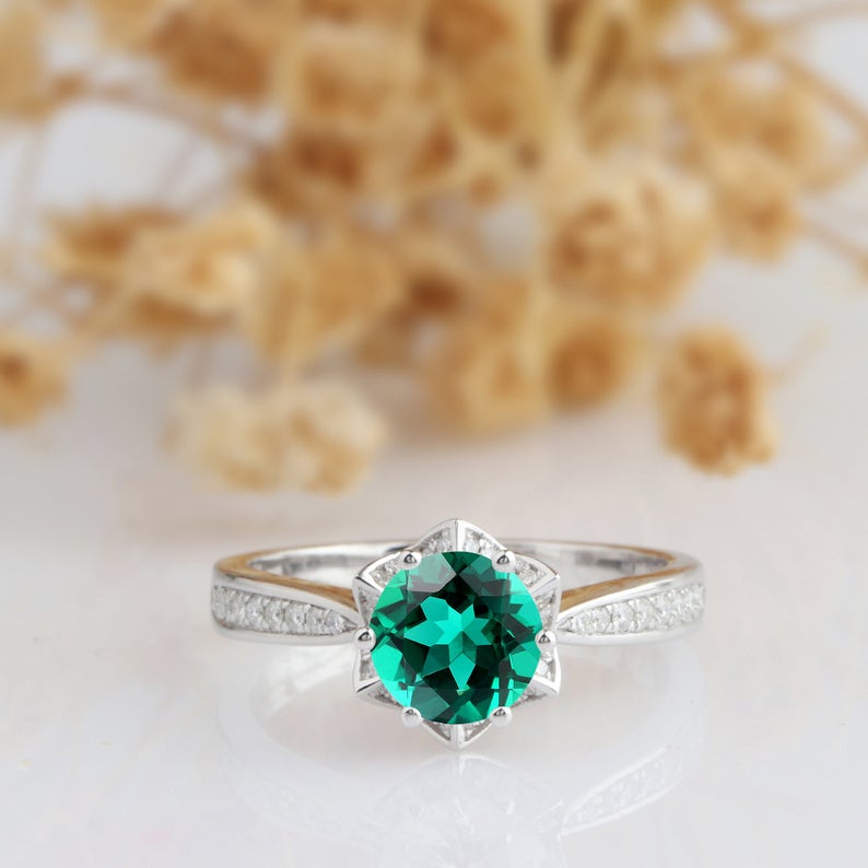1.50 Ct Round Cut Green Emerald Solitaire W/Accents Floral Ring In 925 Sterling Silver