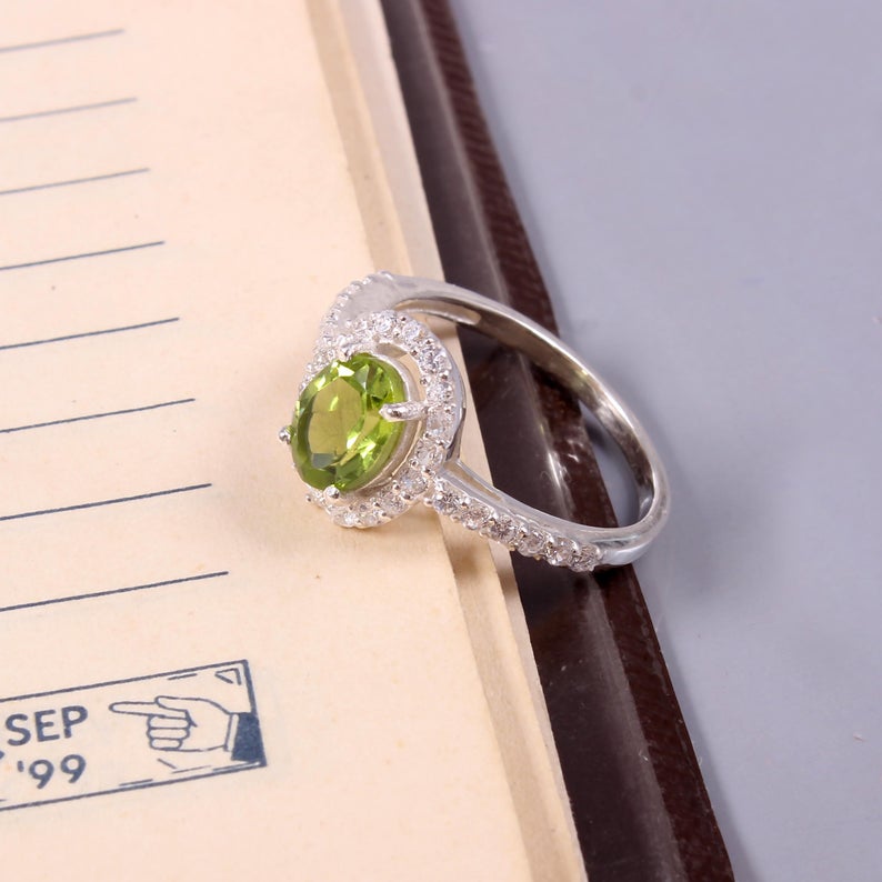 1 CT Oval Cut Peridot Diamond 925 Sterling Silver Halo Engagement Ring