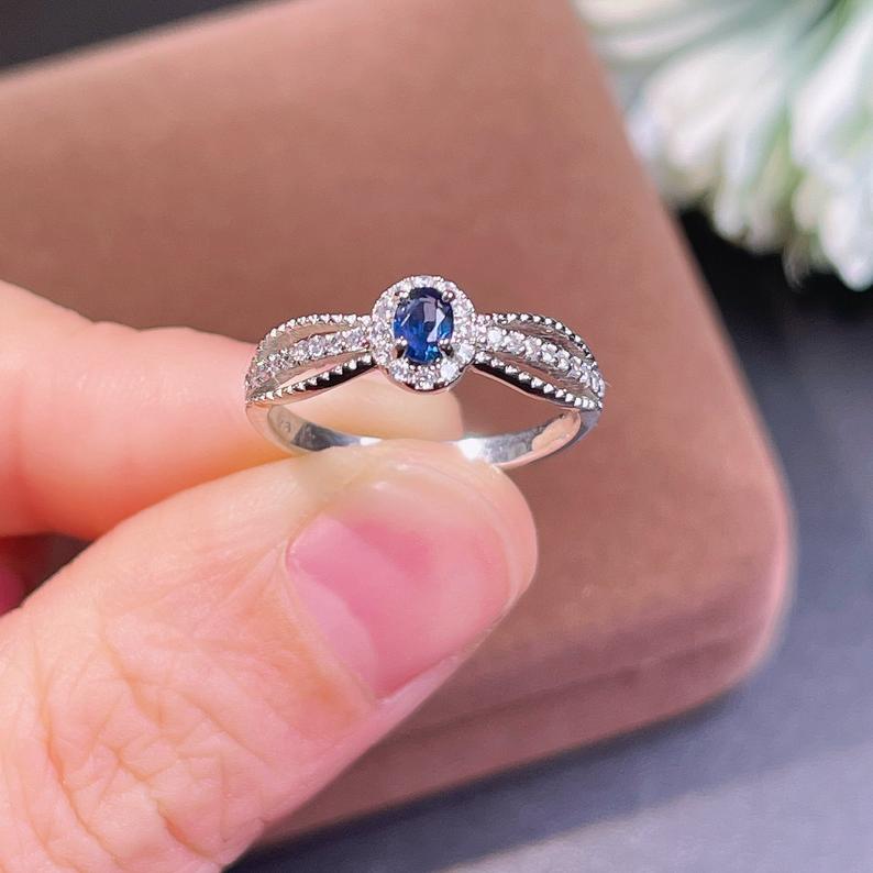 1 Ct Oval Cut Blue Sapphire Halo Diamond 925 Sterling Silver Split Shank Engagement Ring