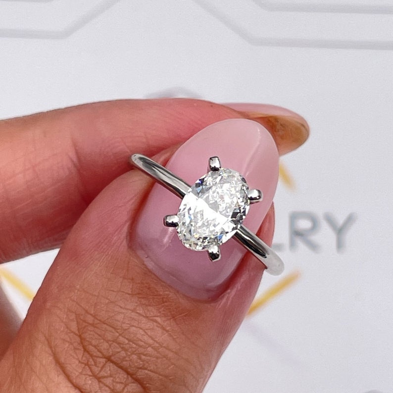 1.50 CT Oval Cut Diamond 925 Sterling Silver Solitaire Engagement Ring