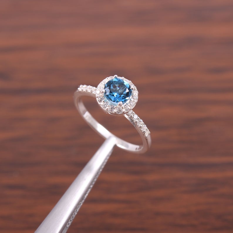 1 CT Round Cut London Blue Topaz Diamond 925 Sterling Silver Halo Wedding Ring