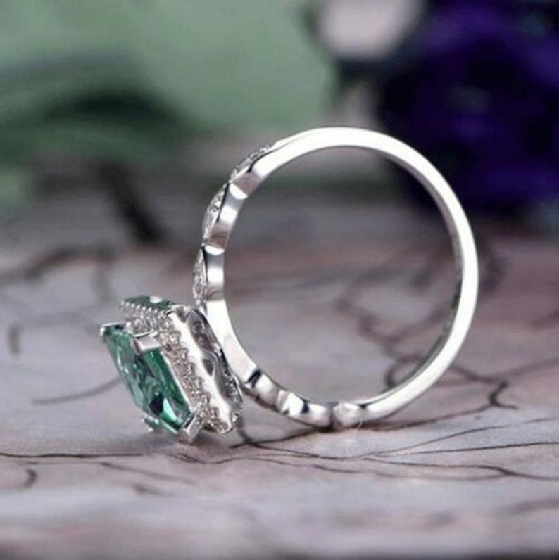 1 CT Princess Cut Green Emerald Diamond 925 Sterling Silver Halo Engagement Ring