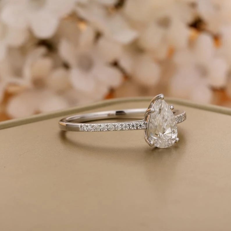1 CT Pear Cut Diamond 925 Sterling Silver Solitaire With Accents Ring
