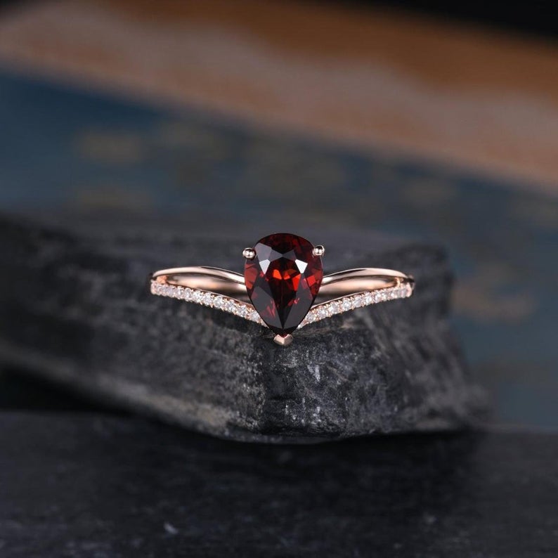 1.20 Ct Pear Cut Red Garnet Curved Engagement Ring In 925 Sterling Silver