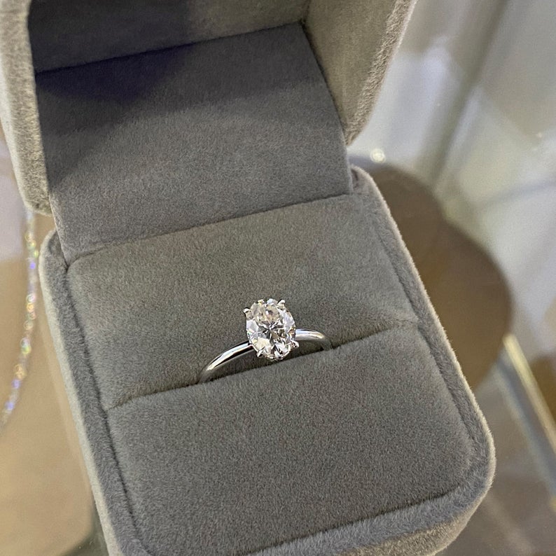 1 CT Oval Cut White Diamond White Gold Over On 925 Sterling Silver Solitaire Anniversary Ring