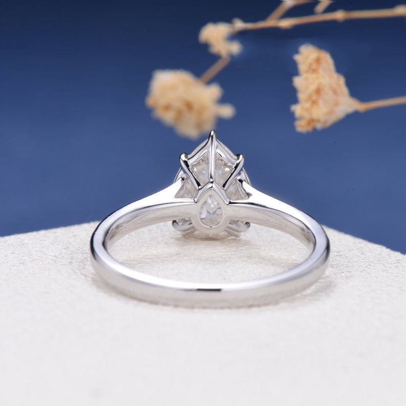 1 CT Pear Cut White Diamond 925 Sterling Silver Solitaire With Accents Ring