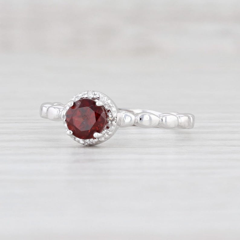 1 CT Round Cut Red Garnet Diamond 925 Sterling Silver Solitaire Halo Engagement Ring - atjewels.in