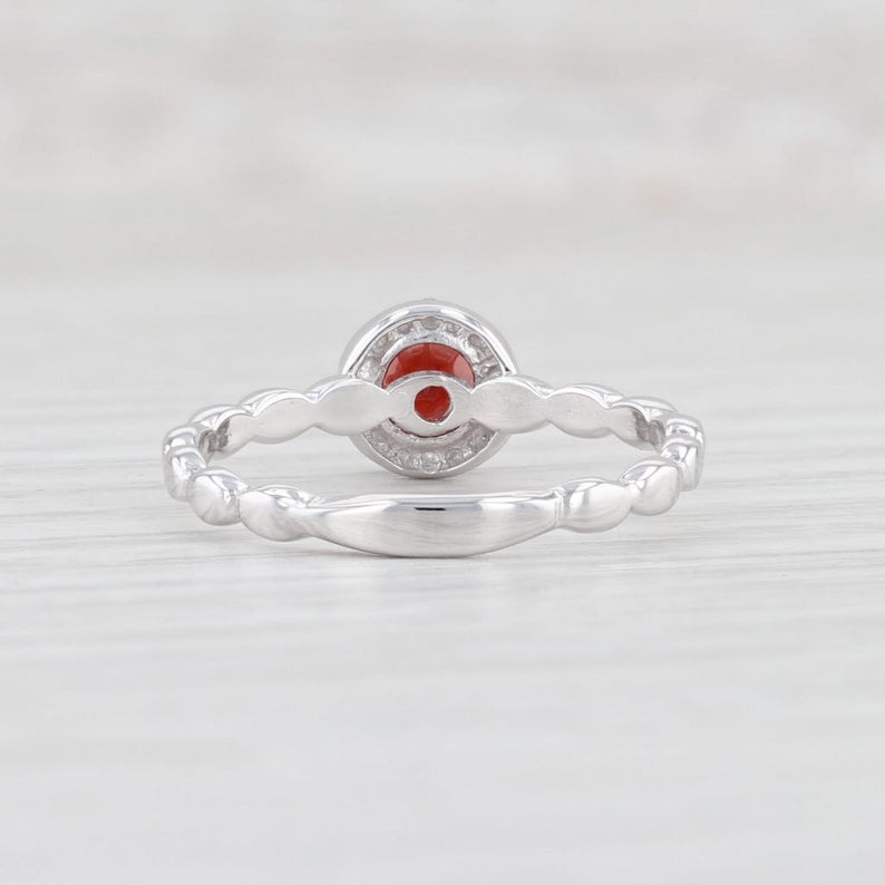1 CT Round Cut Red Garnet Diamond 925 Sterling Silver Solitaire Halo Engagement Ring - atjewels.in