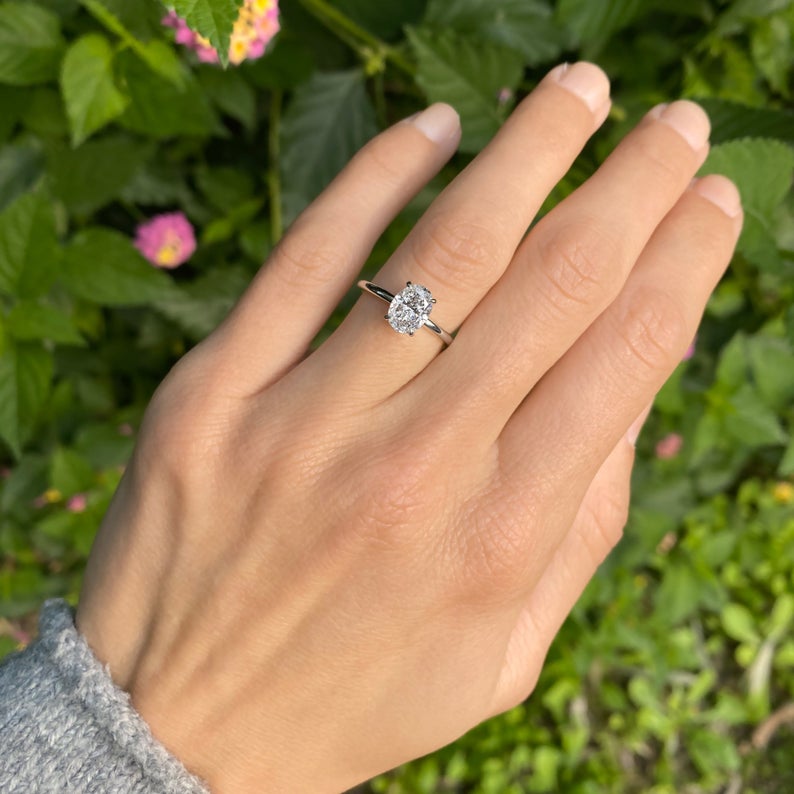 1 CT Oval Cut White Diamond White Gold Over On 925 Sterling Silver Solitaire Anniversary Ring