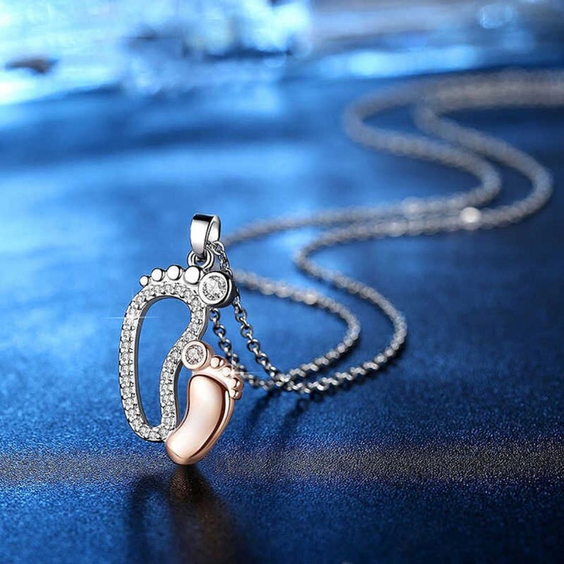 Ct Round Cut Two Tone 925 Sterling Silver Mom Baby Feet Pendant