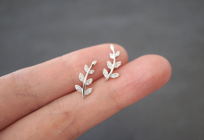 0.25 Ct Round Cut Diamond 925 Sterling Silver Tiny Leaves Clamp Stud Earrings