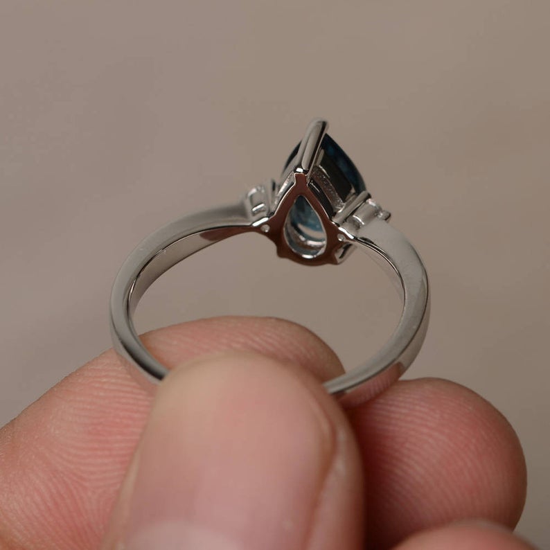 1 CT Pear Cut London Blue Topaz Diamond 925 Sterling Silver Three Stone Ring