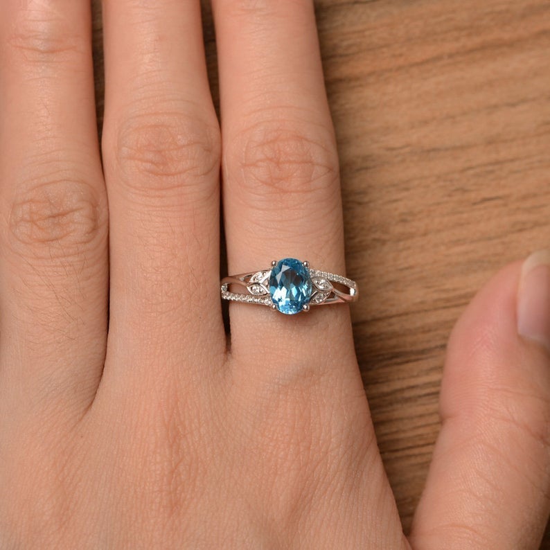 1 CT Oval Cut Blue Topaz Diamond 925 Sterling Silver Solitaire With Accents Ring