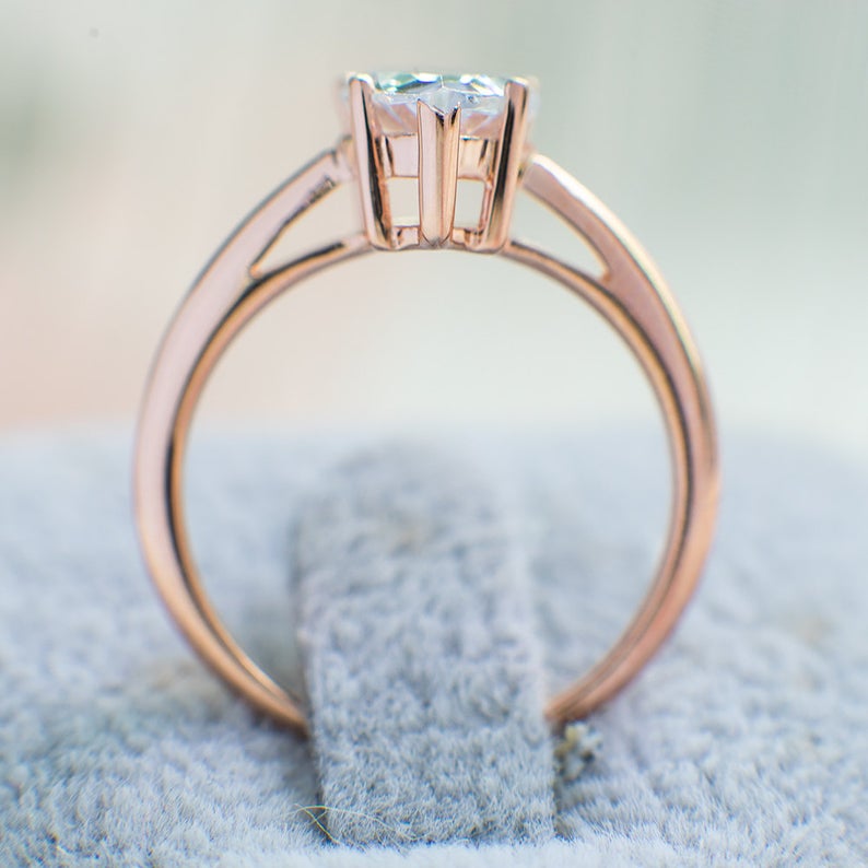 1.00 CT 925 Sterling Silver Pear Cut While Diamond Wedding Proposed Ring