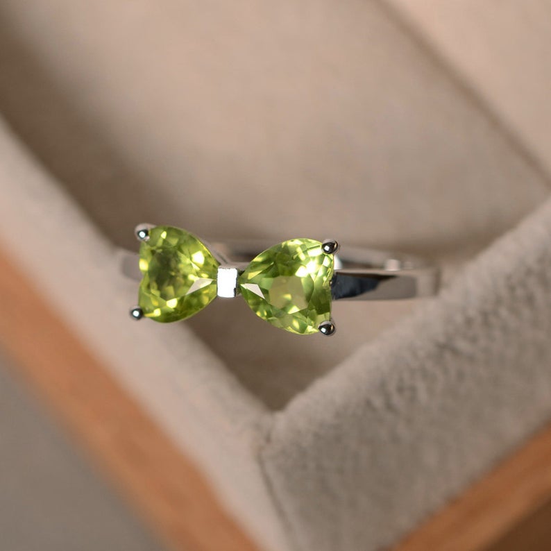 1.50 Ct Heart Cut Peridot Double Stone Promise Bow Ring In 925 Sterling Silver