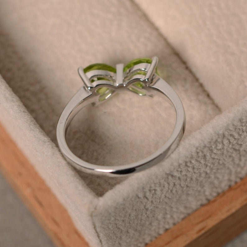 1.50 Ct Heart Cut Peridot Double Stone Promise Bow Ring In 925 Sterling Silver
