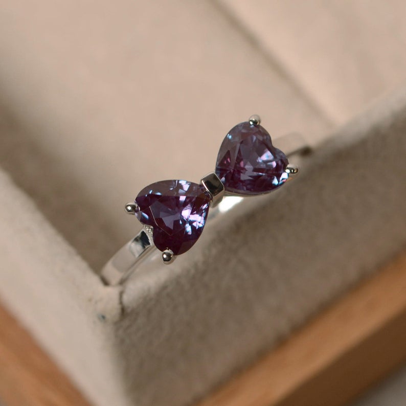 1.20 Ct Trillion Cut Alexandrite 925 Sterling Silver Promise Gift Bow Ring For Her