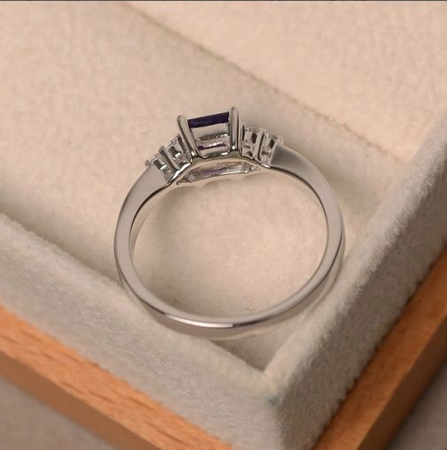 1.20 Ct Princess Cut Purple Amethyst Solitaire W/Accents Engagement Ring 925 Sterling Silver