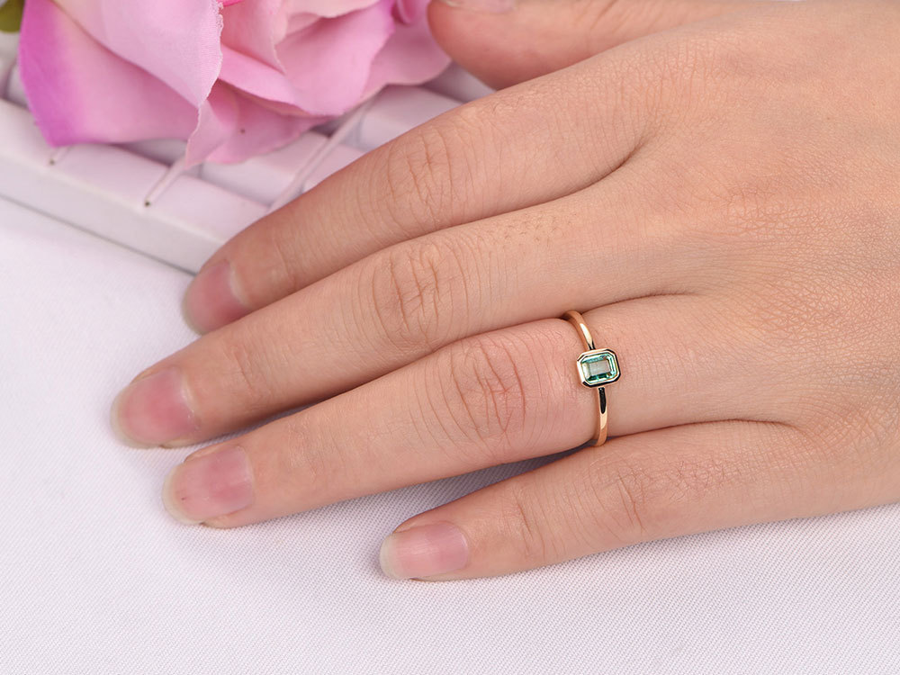 1.30 CT Emerald Cut Green Emerald Diamond Engagement Wedding Ring 925 Sterling Silver