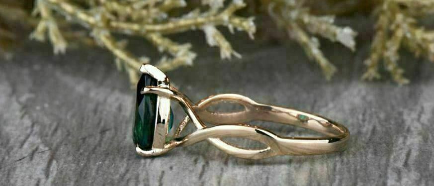 925 Sterling Silver 1 CT Pear Cut Green Emerald Solitaire Engagement Ring