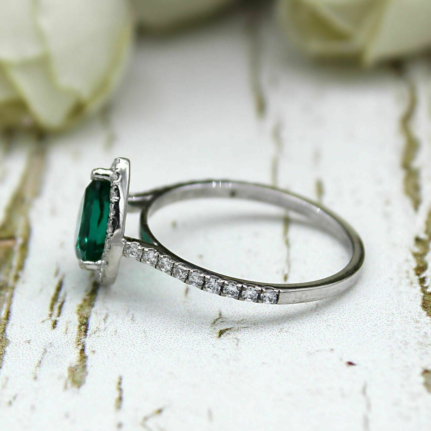 2 CT Pear Cut Green Emerald Diamond 925 Sterling Sliver Wedding Women's Ring