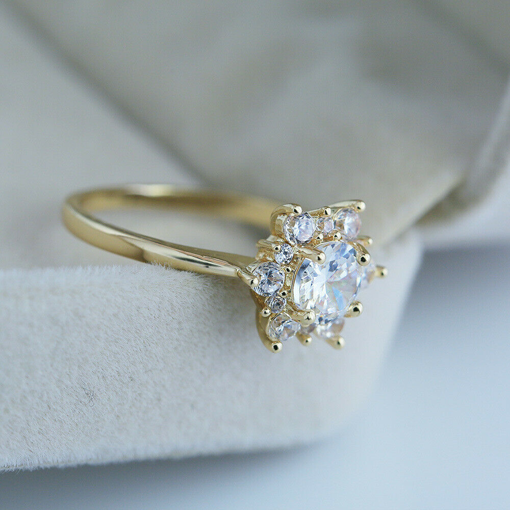 1 CT Round Cut Diamond 925 Sterling Silver Flower Women's Promise ring