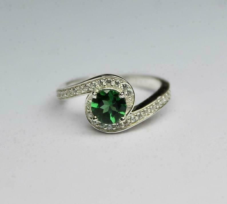 925 Sterling Sliver 1 CT Round Cut Emerald Diamond Engagement Ring