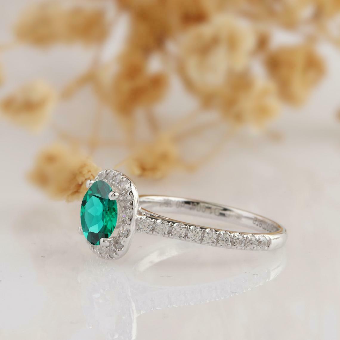 1 CT Round Cut Green Emerald Diamond Halo Wedding Ring 925 Sterling Silver