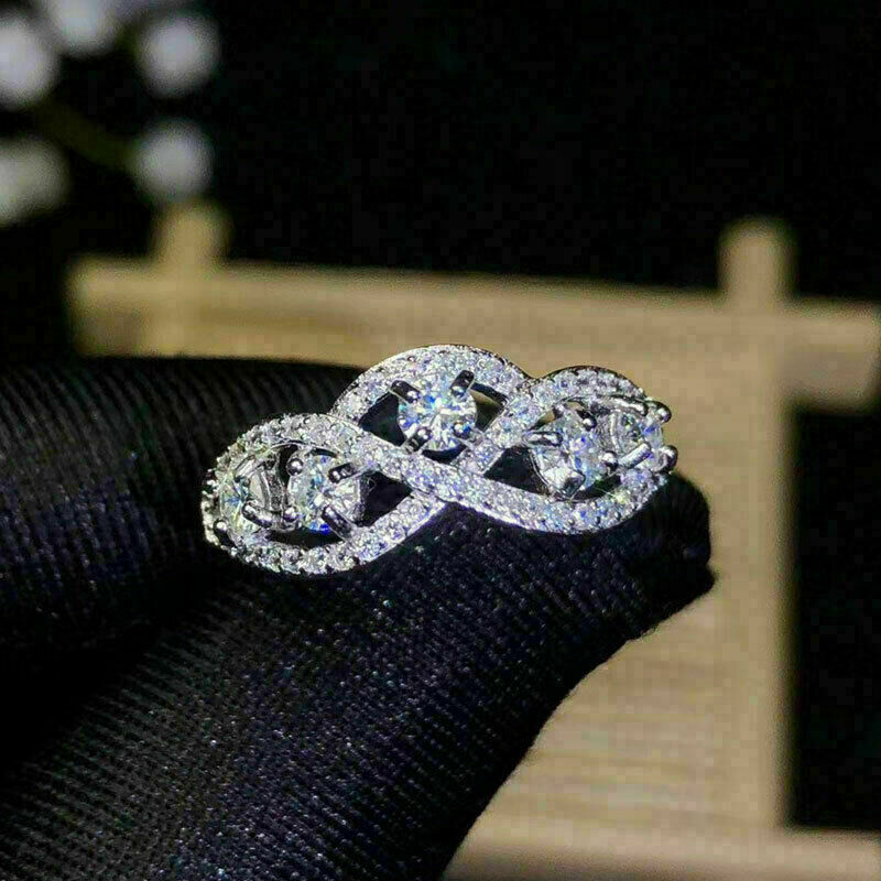 2.50 CT Round Cut Diamond 925 Sterling Silver Solitaire Women's Engagement Ring