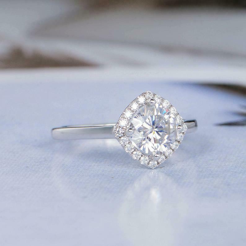2.20 CT Cushion Cut Simulated Halo Wedding Ring 925 Sterling Silver